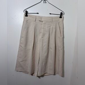 THE FRANKIE SHOP Medium Vivian Pleated Bermuda Shorts - Neutrals